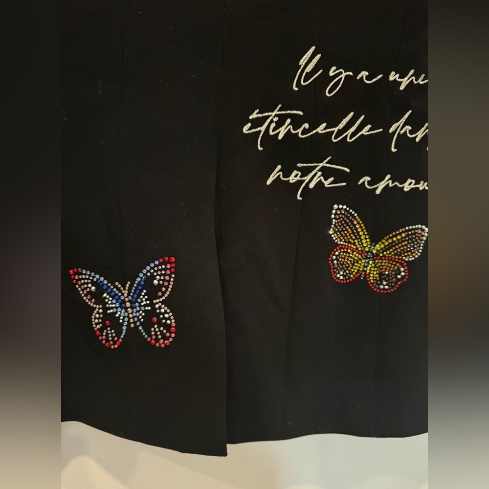 Cinq à Sept butterfly, love letter, scrunched cayenne, blazer, Elegant Black - Picture 8 of 16